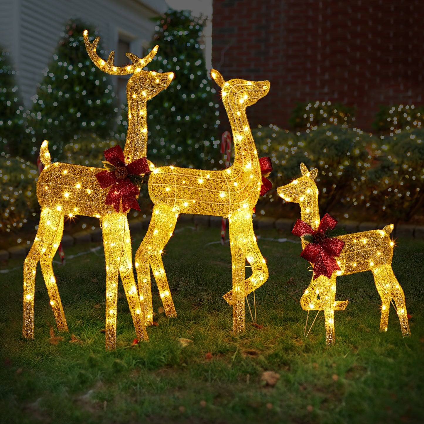 3-Piece Lighted Christmas Reindeer Family Set Outdoor Decorations, Weather Proof 2D Deer Family Set of 3 Christmas Ornament Home Decor Pre-lit 200 LED Warm White Lights with Stakes, Golden